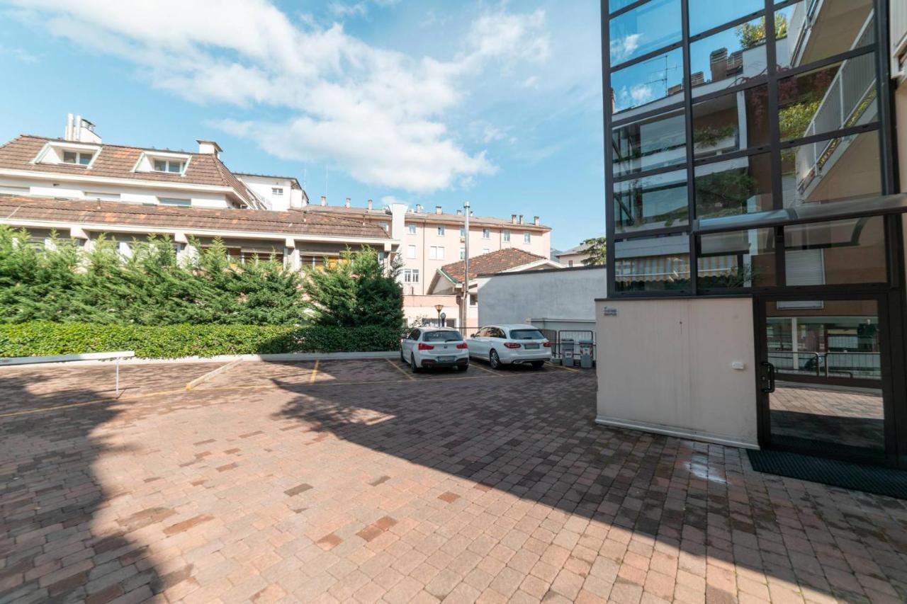 Cityu - Milano 25 Appartamento Trento Centro Con Parcheggio Privato Gratuito المظهر الخارجي الصورة